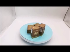 Le iniezioni liquide della tossina botulinica del fronte sottile spolverizzano le iniezioni del muscolo di Botox